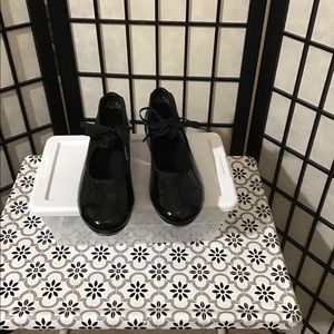 NWOT WM Capezio Tele Tone  Tap Shoes In Black